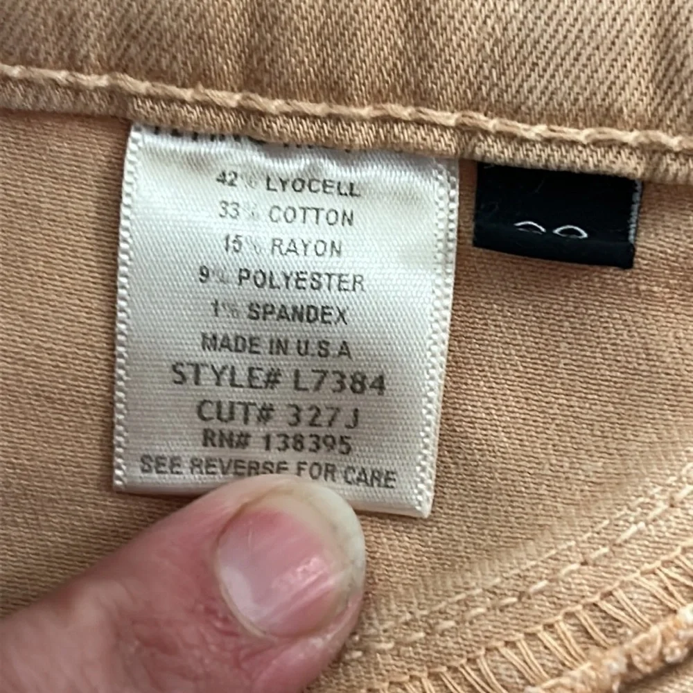 KanCan size 28 peach skinny jeans